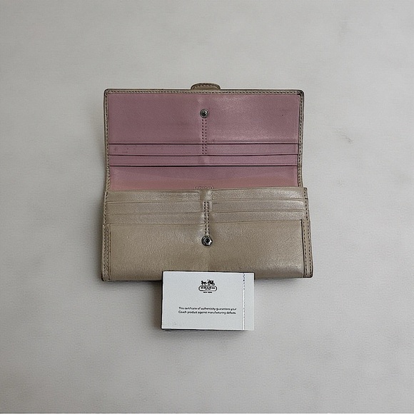 COACH large wallet (8x4inches) - Picture 1 of 5